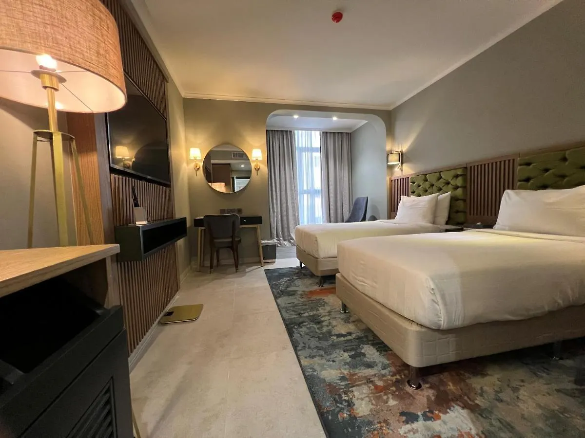 President Hotel Dubai 3*,